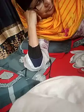 ArishaCouple online show from December 24, 2024, 9:50 am