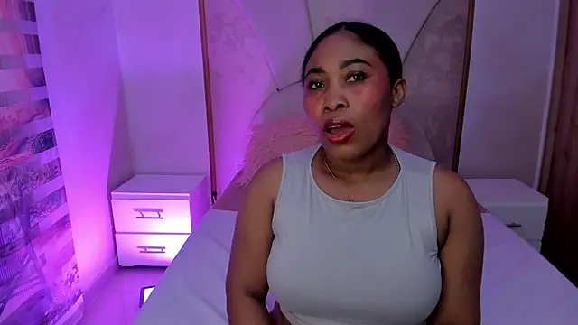 Leah Sweetie online show from March 1, 2025, 11:17 am