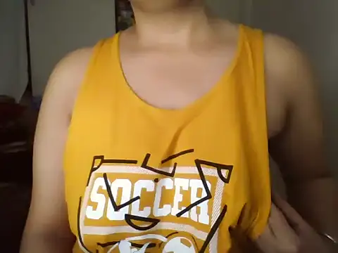 MakeMeCumAhh online show from November 9, 2025, 5:39 pm