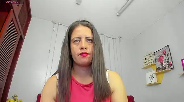 kathina giraldo online show from March 12, 2025, 12:47 pm