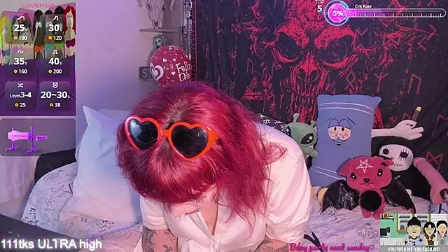 Snapshot of Sarah-Stoner chatting on February 14, 2026, 11:16 pm Sarah-Stoner online show from February 14, 2026, 11:16 pm