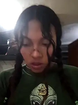 Snapshot of Lunita_5 chatting on November 28, 2025, 8:53 pm Lunita 5 online show from November 28, 2025, 8:53 pm