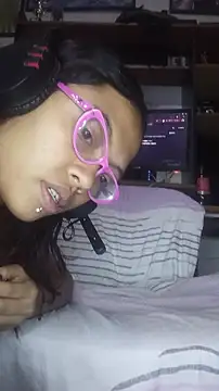 Snapshot of Lunita_5 chatting on October 18, 2025, 10:23 pm Lunita 5 online show from October 18, 2025, 10:23 pm