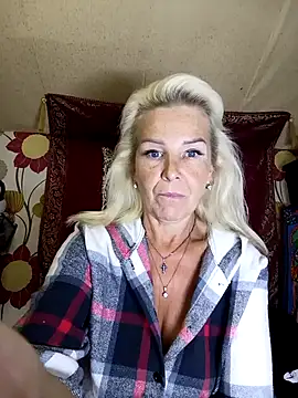 Snapshot of CassandraSandra44 chatting on October 15, 2025, 4:44 am CassandraSandra44 online show from October 15, 2025, 4:44 am