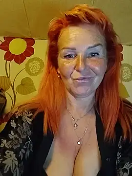 CassandraSandra44 online show from April 22, 2026, 4:47 pm
