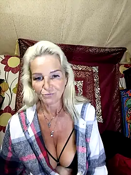 Snapshot of CassandraSandra44 chatting on October 9, 2025, 5:02 pm CassandraSandra44 online show from October 9, 2025, 5:02 pm