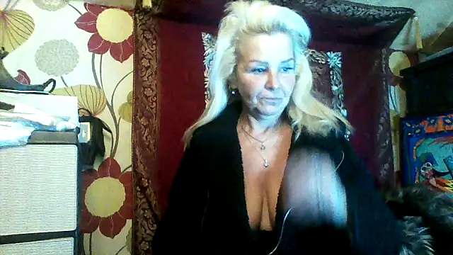 Snapshot of CassandraSandra44 chatting on February 12, 2026, 5:51 am CassandraSandra44 online show from February 12, 2026, 5:51 am