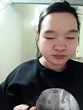 Snapshot of Thomgdee chatting on October 30, 2025, 1:26 am Thomgdee online show from October 30, 2025, 1:26 am