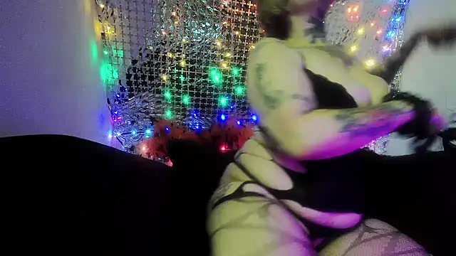 Hunniebunnie78 online show from July 15, 2026, 12:39 am