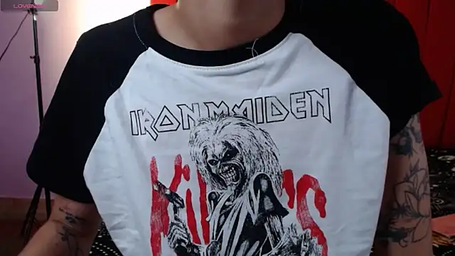 Snapshot of Bunny_bel chatting on October 19, 2025, 12:52 pm Bunny bel online show from October 19, 2025, 12:52 pm