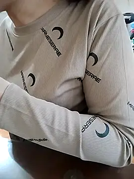 Snapshot of JasminePham chatting on November 17, 2025, 12:58 am JasminePham online show from November 17, 2025, 12:58 am