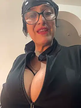 anastasia and jordan online show from June 24, 2026, 10:47 am