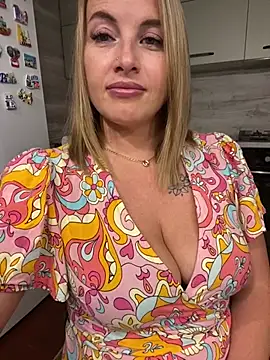 Cute Hot Alice online show from June 7, 2026, 8:36 pm