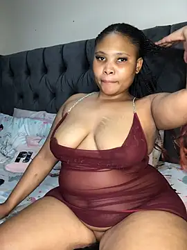 Anaelle24 online show from April 21, 2026, 7:15 am