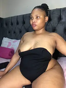 Anaelle24 online show from February 27, 2026, 6:57 am