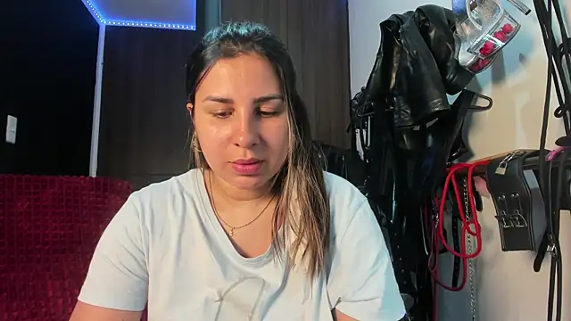 Snapshot of violet_bdsmx chatting on November 8, 2025, 1:53 am violet bdsmx online show from November 8, 2025, 1:53 am