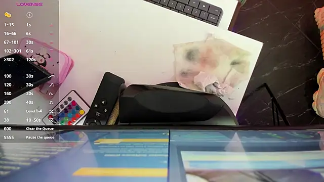 Snapshot of indra_cam chatting on March 4, 2025, 5:21 am indra cam online show from March 4, 2025, 5:21 am