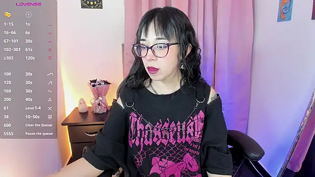 Snapshot of indra_cam chatting on October 23, 2025, 10:52 pm indra cam online show from October 23, 2025, 10:52 pm