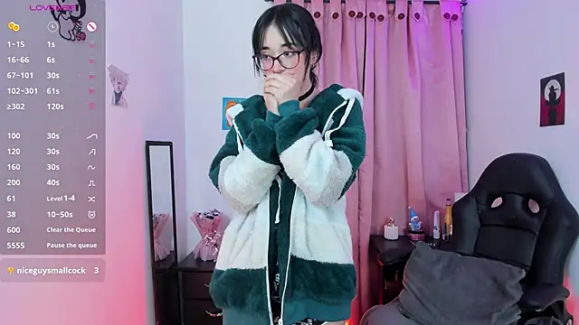 Snapshot of indra_cam chatting on March 5, 2025, 3:08 am indra cam online show from March 5, 2025, 3:08 am