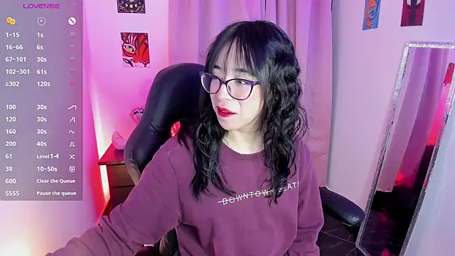 Snapshot of indra_cam chatting on September 18, 2025, 2:03 am indra cam online show from September 18, 2025, 2:03 am