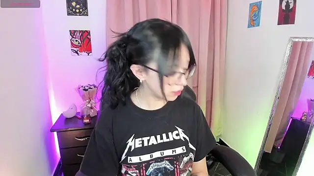 Snapshot of indra_cam chatting on September 24, 2025, 3:57 am indra cam online show from September 24, 2025, 3:57 am