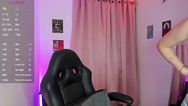 Snapshot of indra_cam chatting on September 21, 2025, 3:11 am indra cam online show from September 21, 2025, 3:11 am