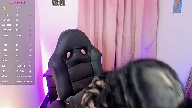 Snapshot of indra_cam chatting on October 18, 2025, 2:46 am indra cam online show from October 18, 2025, 2:46 am