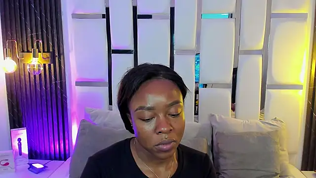 Snapshot of mia_schwarz chatting on October 22, 2025, 10:08 pm mia schwarz online show from October 22, 2025, 10:08 pm