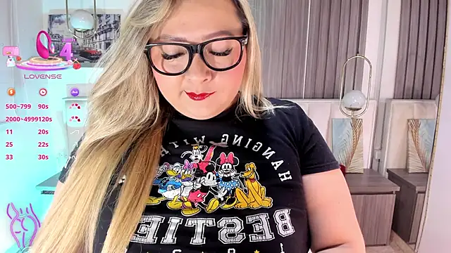 Kharla Marin online show from March 16, 2026, 9:06 pm