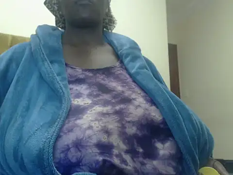 xXXBusty gabby online show from December 14, 2025, 4:23 pm