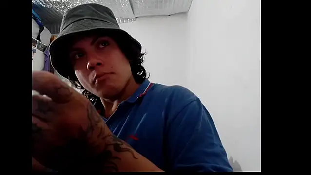 Xtrem3HARDxxx online show from November 10, 2025, 5:56 am