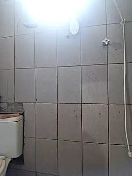 Sweet-diamondxxx online show from March 18, 2026, 7:04 pm