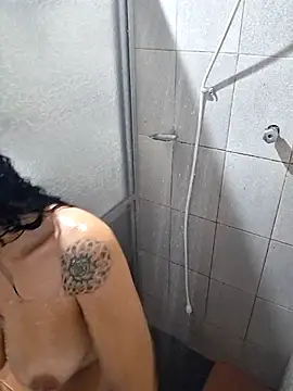 Snapshot of Sweet-diamondxxx chatting on November 14, 2025, 1:26 pm Sweet-diamondxxx online show from November 14, 2025, 1:26 pm