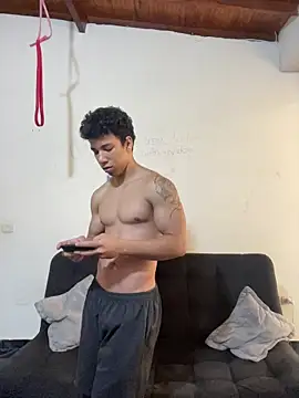 ethan noir online show from October 11, 2025, 3:24 pm