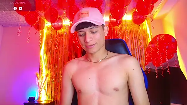 Snapshot of bryamer_19 chatting on September 12, 2025, 7:46 pm bryamer 19 online show from September 12, 2025, 7:46 pm