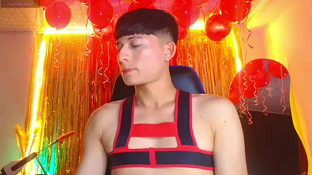 Snapshot of bryamer_19 chatting on September 26, 2025, 1:01 am bryamer 19 online show from September 26, 2025, 1:01 am