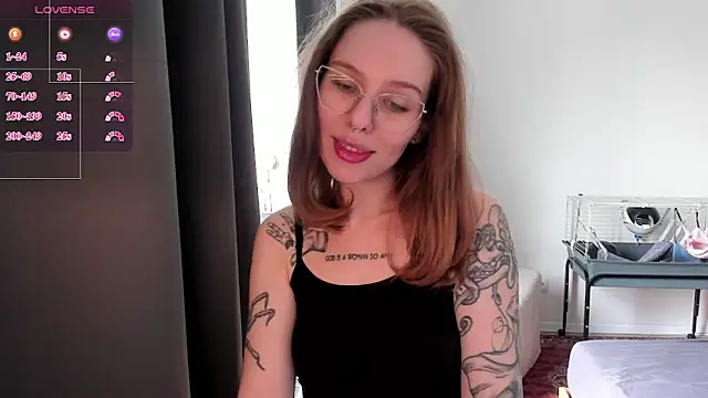 Natural pussy online show from April 24, 2026, 7:32 am
