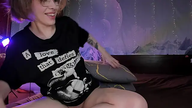 Snapshot of Natural_pussy chatting on January 11, 2025, 12:40 pm Natural pussy online show from January 11, 2025, 12:40 pm