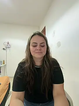 Snapshot of Im_Amelia chatting on July 18, 2026, 4:37 pm Im Amelia online show from July 18, 2026, 4:37 pm