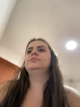 Im Amelia online show from November 29, 2025, 1:33 pm