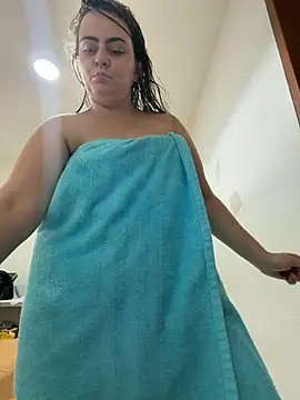 Snapshot of Im_Amelia chatting on July 22, 2026, 6:32 pm Im Amelia online show from July 22, 2026, 6:32 pm