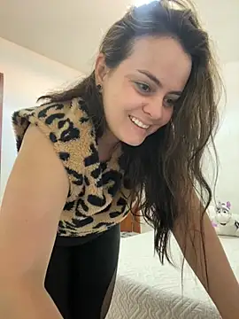 Im Amelia online show from October 20, 2025, 1:44 pm