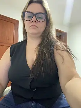 Im Amelia online show from February 5, 2026, 11:11 pm