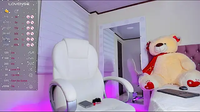 Snapshot of isaa_19 chatting on March 13, 2025, 6:37 am isaa 19 online show from March 13, 2025, 6:37 am