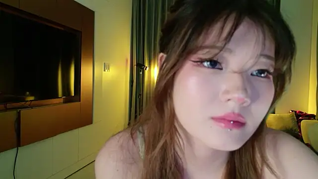 Snapshot of KitayamaChu chatting on November 29, 2025, 5:35 pm KitayamaChu online show from November 29, 2025, 5:35 pm