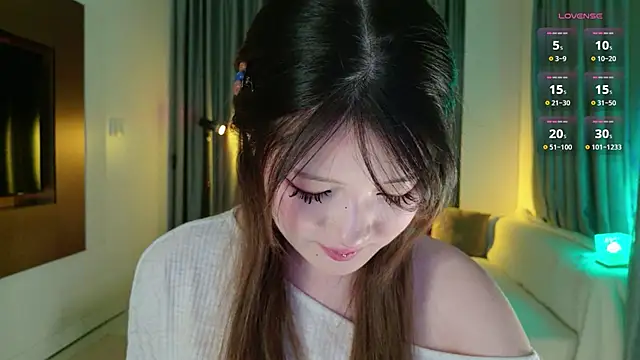 Snapshot of KitayamaChu chatting on December 2, 2025, 1:24 pm KitayamaChu online show from December 2, 2025, 1:24 pm