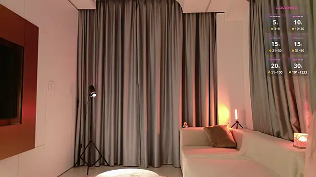 Snapshot of KitayamaChu chatting on October 23, 2025, 11:20 am KitayamaChu online show from October 23, 2025, 11:20 am