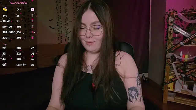 Snapshot of Arizonaa_Muse chatting on November 5, 2025, 2:36 am Arizonaa Muse online show from November 5, 2025, 2:36 am