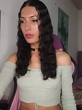 Lanna hott  online show from May 14, 2026, 12:18 am