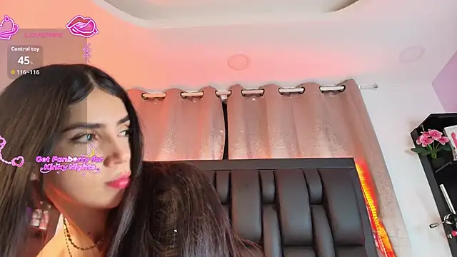 Snapshot of SaraRoy_ chatting on July 7, 2026, 12:02 am SaraRoy online show from July 7, 2026, 12:02 am